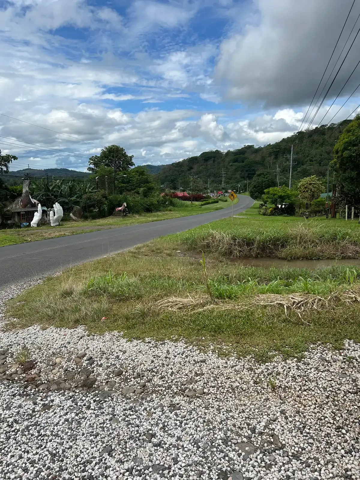 Route 6 climbing through hills on the drive from Guanacaste to Bijagua and Rio Celeste, Costa Rica